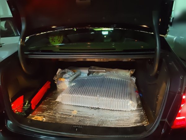 Mercedes-Benz E-Class 2014, 74900 км, за 9702 USD - фото 20