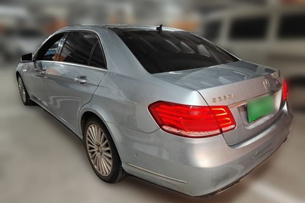 Mercedes-Benz E-Class 2014, 188700 км, за 9551 USD