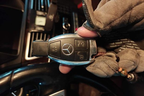 Mercedes-Benz E-Class 2014, 188700 км, за 9551 USD - фото 17