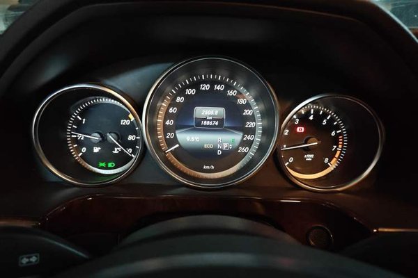 Mercedes-Benz E-Class 2014, 188700 км, за 9551 USD - фото 11