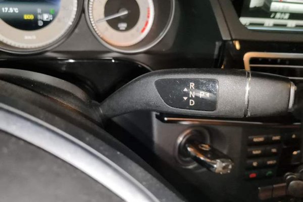 Mercedes-Benz E-Class 2014, 85300 км, за 9707 USD - фото 14