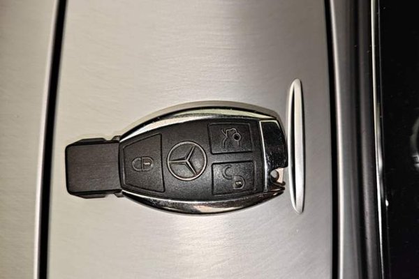 Mercedes-Benz E-Class 2014, 106199 км, за 12354 USD - фото 23