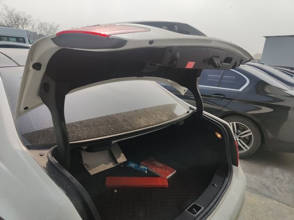 Mercedes-Benz E-Class 2014, 143200 км, за 12909 USD - фото 18