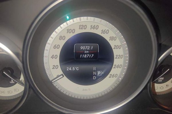 Mercedes-Benz E-Class 2015, 118800 км, за 11850 USD - фото 11