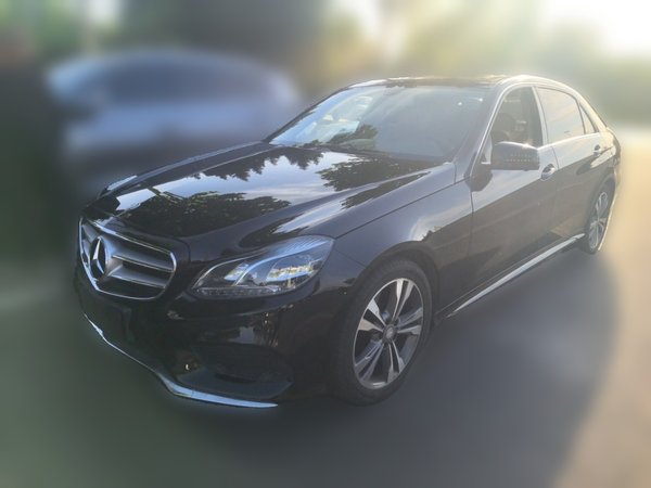 Mercedes-Benz E-Class · 2015 год