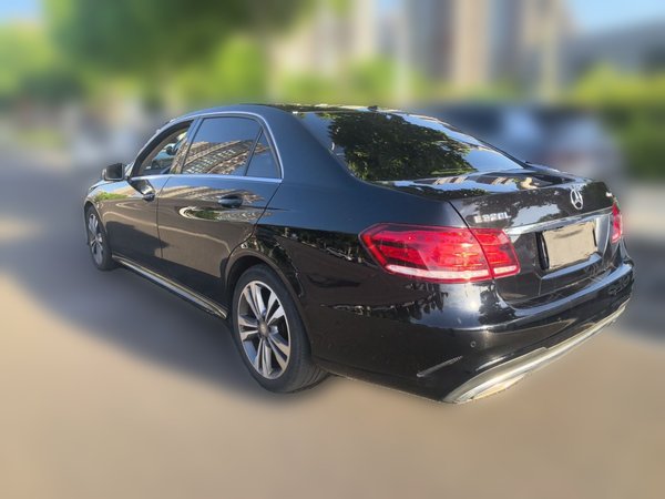 Mercedes-Benz E-Class 2015, 146100 км, за 9205 USD