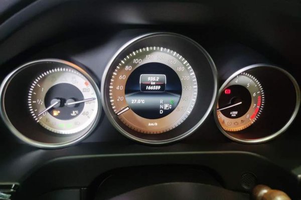 Mercedes-Benz E-Class 2015, 166600 км, за 12500 USD - фото 14