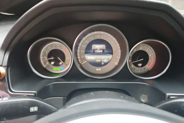 Mercedes-Benz E-Class 2015, 174300 км, за 9066 USD - фото 13