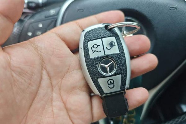 Mercedes-Benz E-Class 2015, 174300 км, за 9066 USD - фото 9