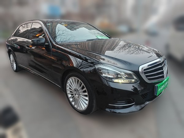 Mercedes-Benz E-Class · 2015 год