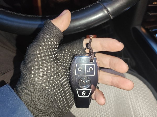 Mercedes-Benz E-Class 2015, 182300 км, за 12110 USD - фото 13