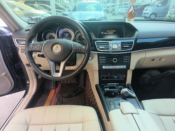 Mercedes-Benz E-Class 2015, 195800 км, за 11997 USD