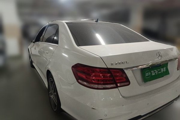 Mercedes-Benz E-Class 2015, 115400 км, за 13387 USD
