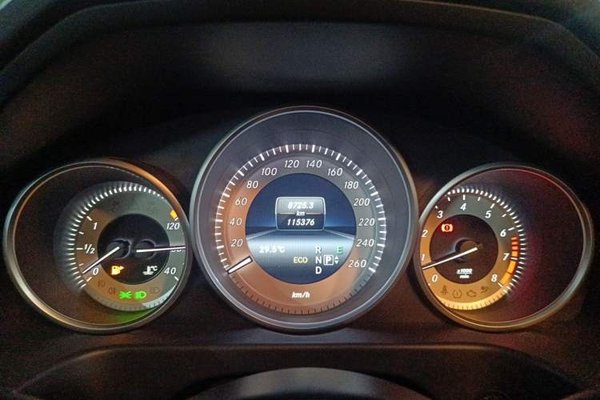 Mercedes-Benz E-Class 2015, 115400 км, за 13387 USD - фото 10