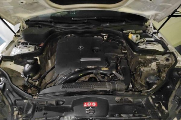 Mercedes-Benz E-Class 2015, 123600 км, за 10599 USD - фото 21