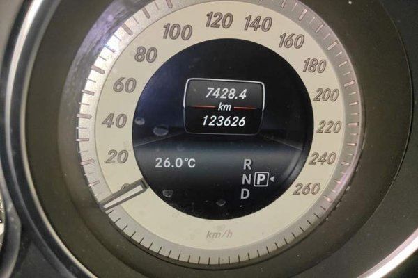 Mercedes-Benz E-Class 2015, 123600 км, за 10599 USD - фото 12