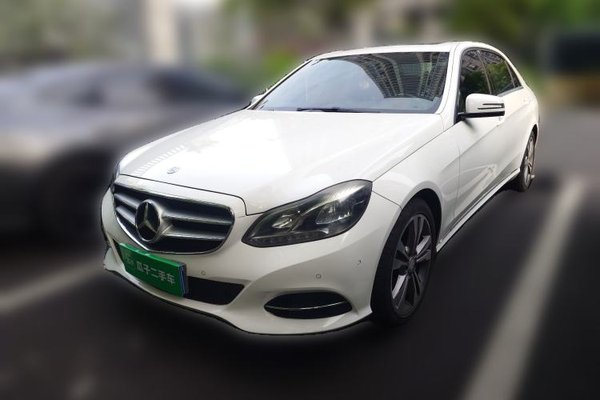 Mercedes-Benz E-Class · 2015 год