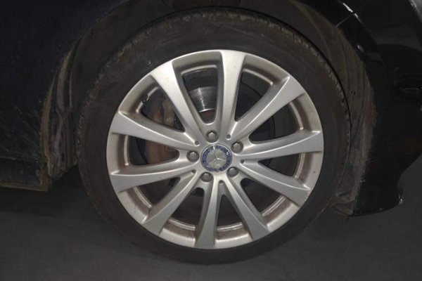 Mercedes-Benz E-Class 2015, 125500 км, за 12247 USD