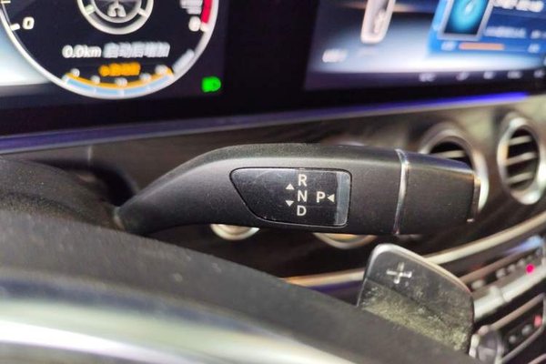 Mercedes-Benz E-Class 2016, 174100 км, за 16781 USD - фото 14