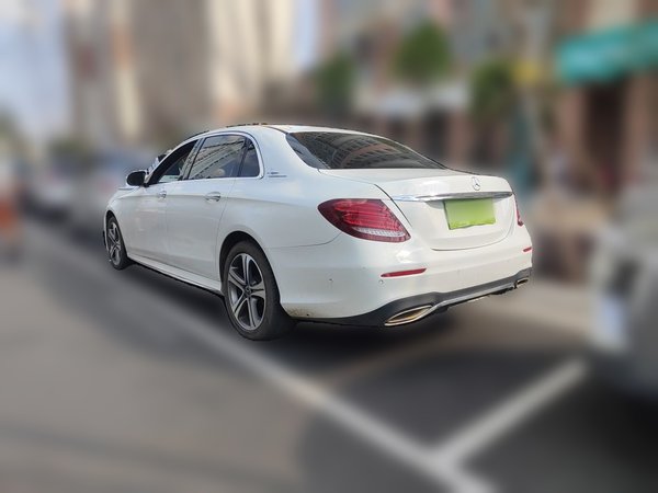 Mercedes-Benz E-Class 2016, 115399 км, за 20468 USD