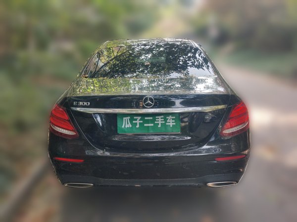 Mercedes-Benz E-Class 2017, 82900 км, за 22581 USD