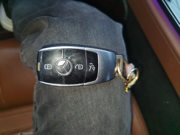 Mercedes-Benz E-Class 2017, 87300 км, за 27546 USD - фото 17