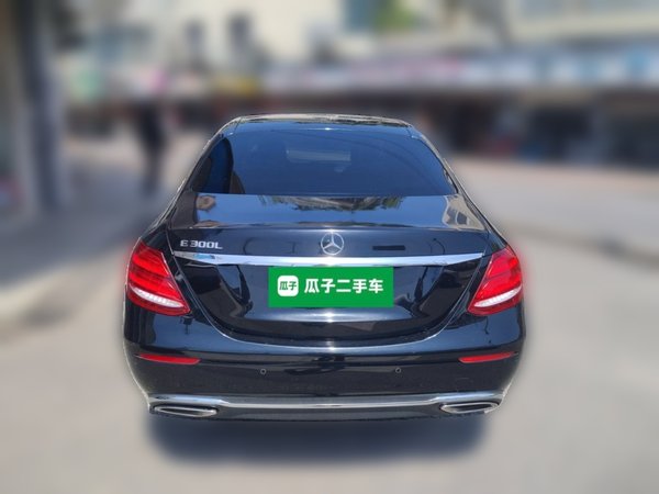 Mercedes-Benz E-Class 2018, 104600 км, за 24038 USD