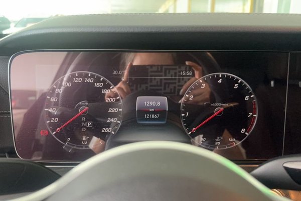 Mercedes-Benz E-Class 2018, 121900 км, за 24702 USD
