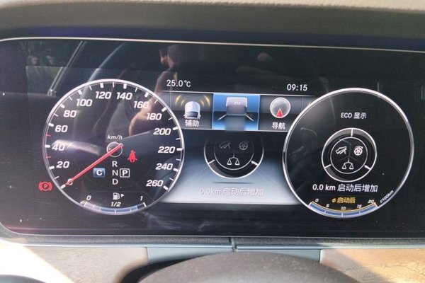 Mercedes-Benz E-Class 2018, 126400 км, за 25709 USD - фото 10