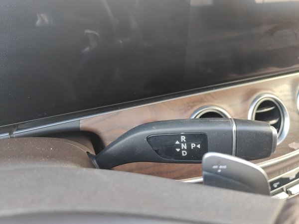 Mercedes-Benz E-Class 2018, 140600 км, за 22950 USD - фото 15