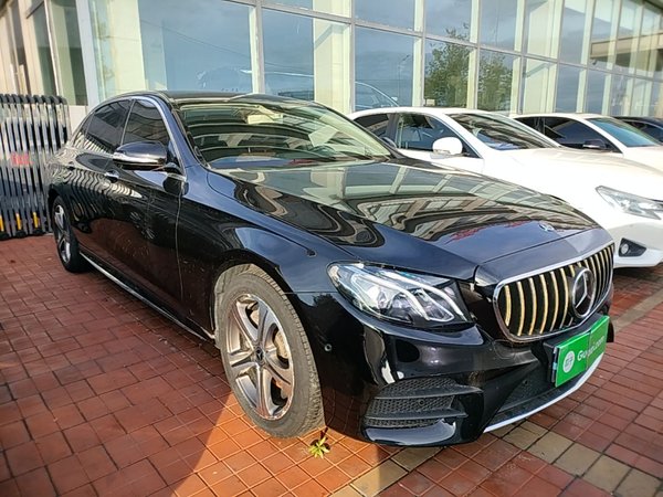 Mercedes-Benz E-Class 2018, 72500 км, за 26521 USD