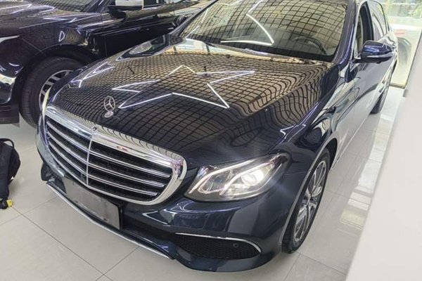 Mercedes-Benz E-Class · 2018 год