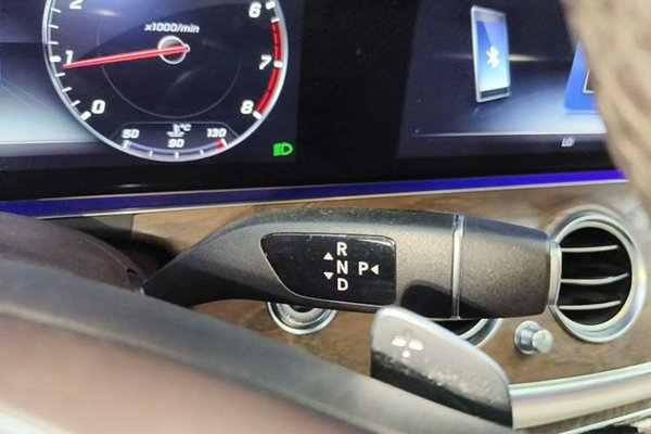 Mercedes-Benz E-Class 2018, 160100 км, за 25544 USD - фото 16