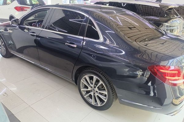 Mercedes-Benz E-Class 2018, 160100 км, за 25544 USD