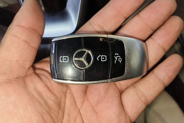 Mercedes-Benz E-Class 2018, 160100 км, за 25544 USD - фото 23