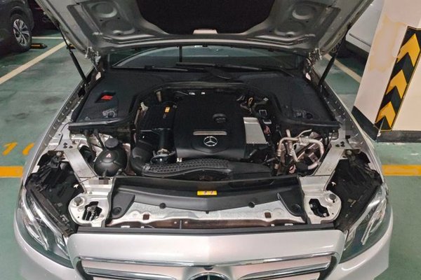Mercedes-Benz E-Class 2018, 73400 км, за 24745 USD - фото 17