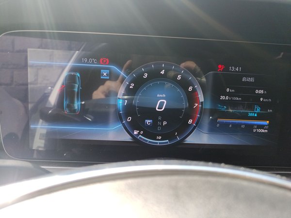 Mercedes-Benz E-Class 2018, 69400 км, за 25659 USD - фото 13