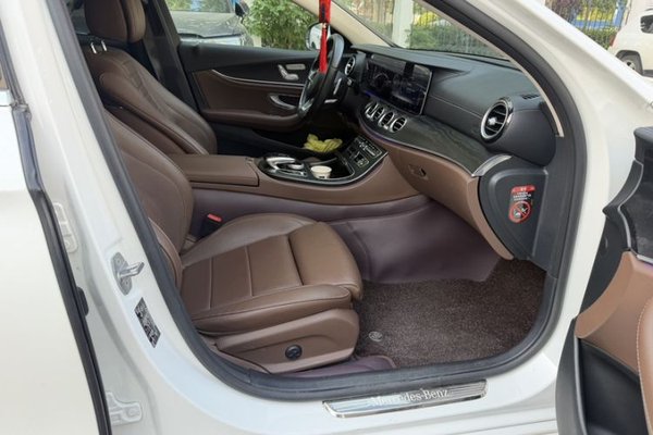 Mercedes-Benz E-Class 2018, 72900 км, за 22542 USD - фото 12