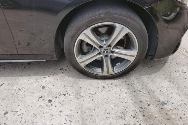 Mercedes-Benz E-Class 2019, 101600 км, за 23604 USD