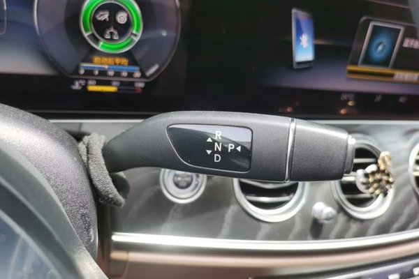 Mercedes-Benz E-Class 2019, 101600 км, за 23604 USD - фото 11