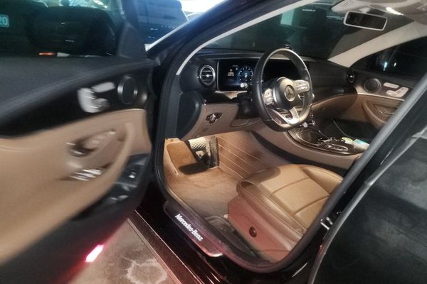 Mercedes-Benz E-Class 2019, 104100 км, за 27180 USD - фото 16
