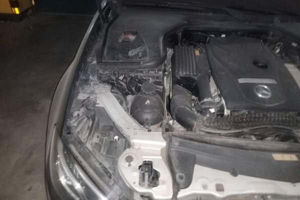 Mercedes-Benz E-Class 2019, 104100 км, за 27180 USD - фото 23