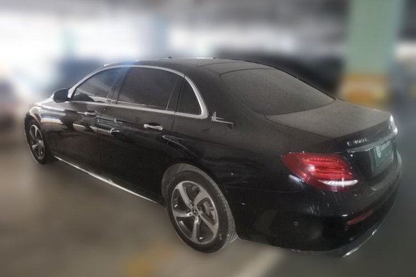 Mercedes-Benz E-Class 2019, 104100 км, за 27180 USD