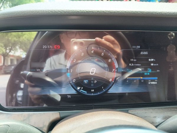 Mercedes-Benz E-Class 2019, 119300 км, за 28345 USD - фото 10