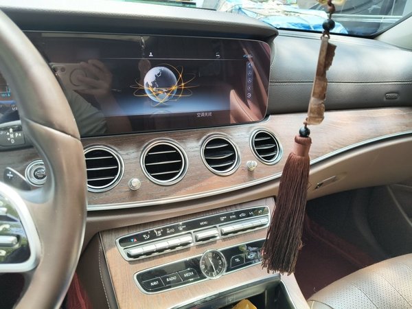 Mercedes-Benz E-Class 2019, 119300 км, за 28345 USD - фото 12