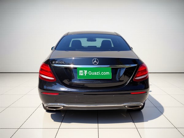 Mercedes-Benz E-Class 2019, 134100 км, за 28345 USD