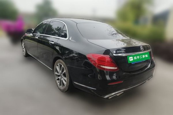 Mercedes-Benz E-Class 2019, 135100 км, за 26876 USD