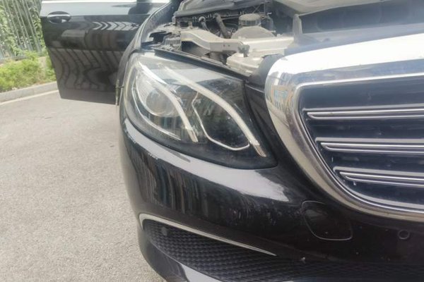 Mercedes-Benz E-Class 2019, 135100 км, за 26876 USD - фото 7
