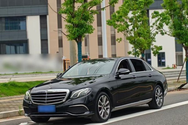 Mercedes-Benz E-Class · 2019 год