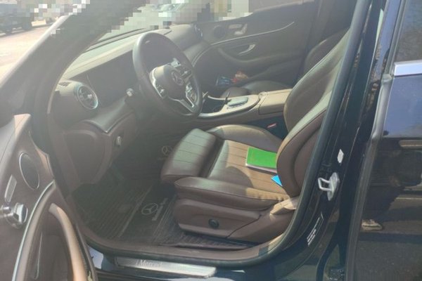 Mercedes-Benz E-Class 2019, 77100 км, за 29925 USD - фото 14